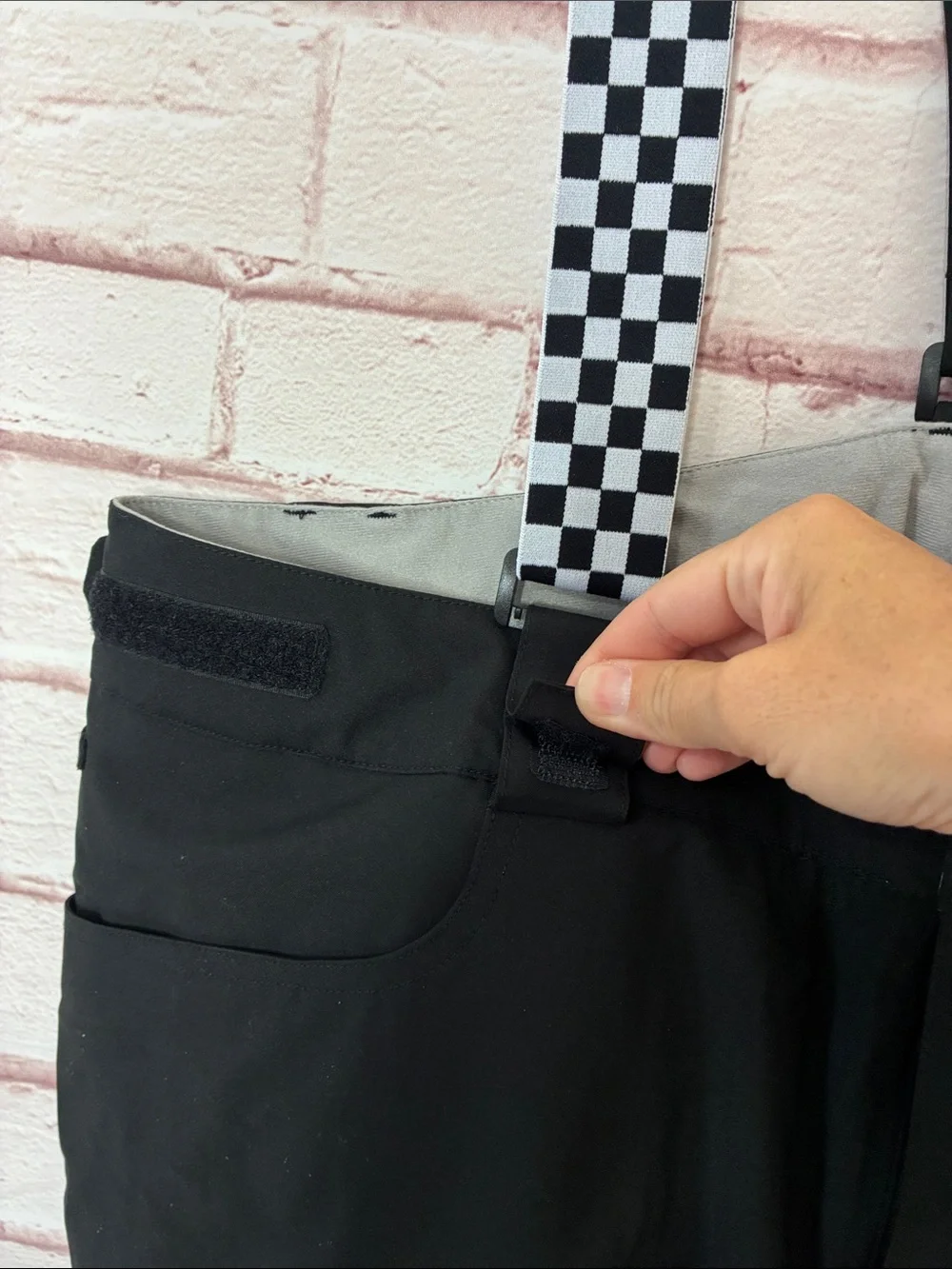 Gsou Snow Women's Black Flare Snow Pants with Checkered Suspenders NWT XL